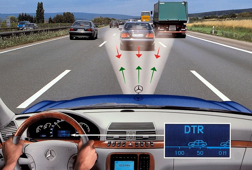 Датчики систем безопасности при движении автомобиля