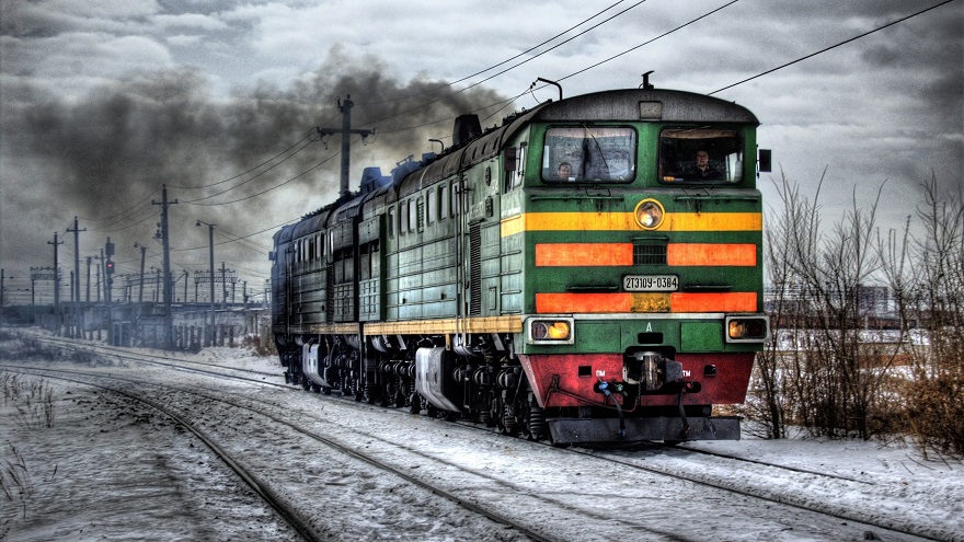 Локомотив пассажирского поезда